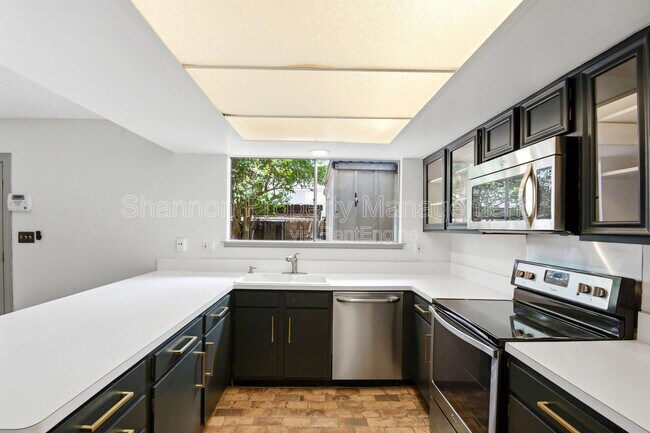Building Photo - 2275 Triway Ln