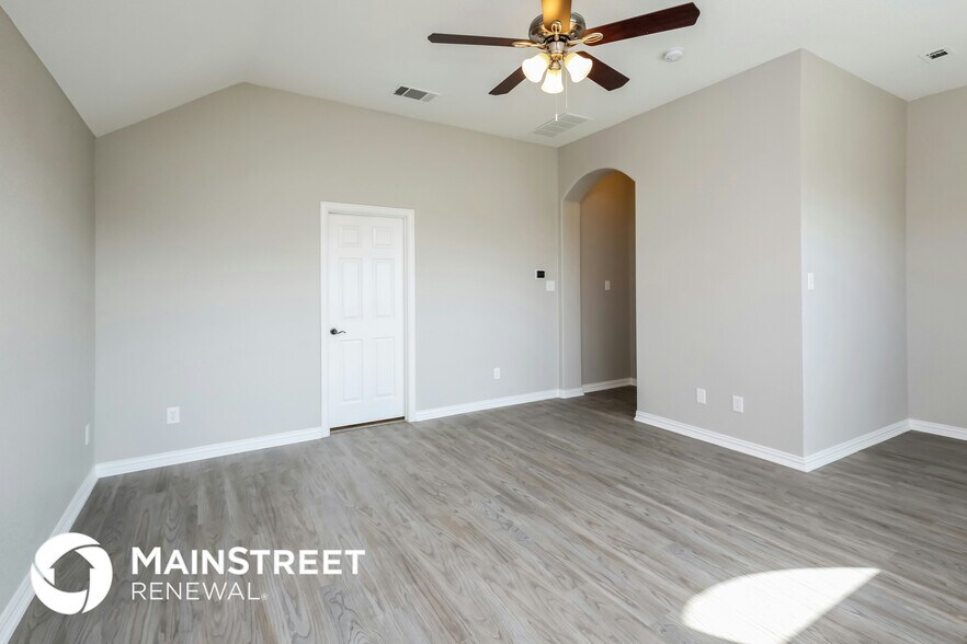 Building Photo - 5213 Leander Way