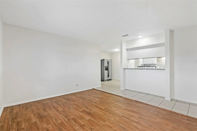Building Photo - 6188 Vega Dr