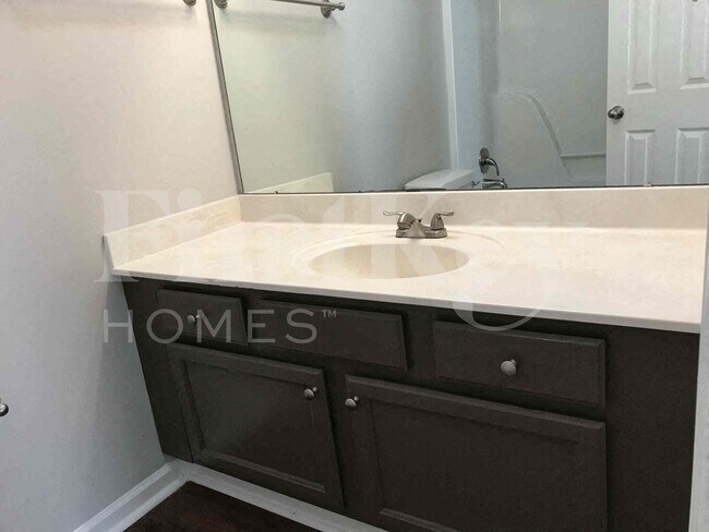 Building Photo - 182 Cedar Bend Dr