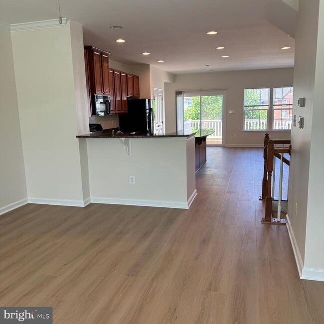 Building Photo - 22851 Chestnut Oak Terrace