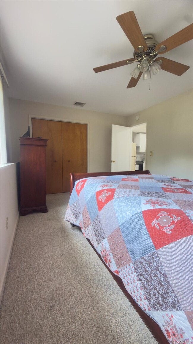 Building Photo - 9 Florus Crom Ct