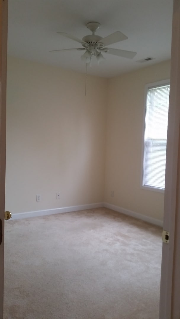 Building Photo - 108 Azalea Dr
