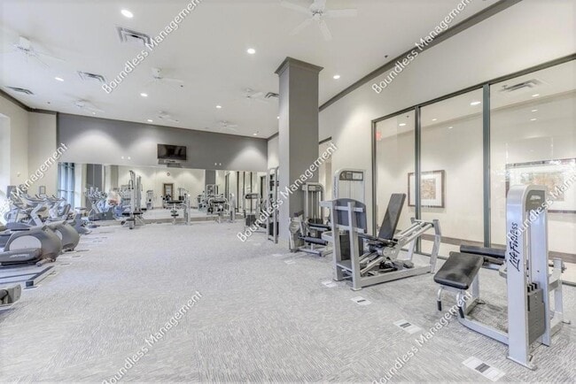 Building Photo - 3040 Peachtree Rd NW