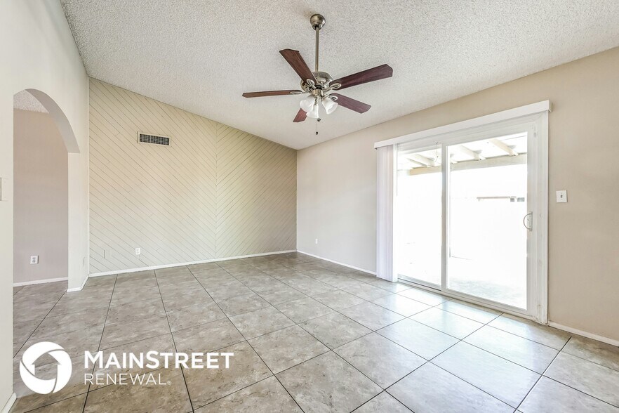 Building Photo - 9022 N 63rd Dr