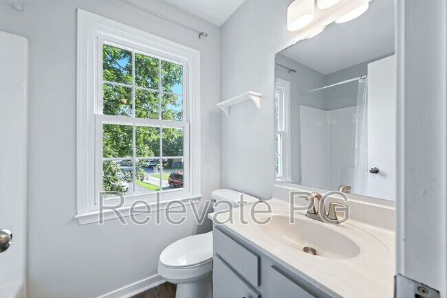 Building Photo - 2301 Strangford Ct