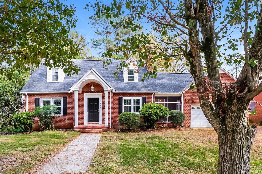 Primary Photo - 305 S Mulberry St