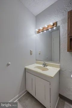 Building Photo - 341 Greenland Dr