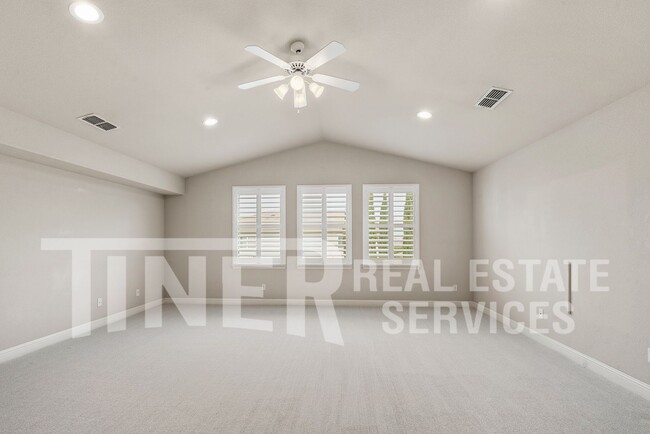 Building Photo - 3550 Coyote Rd