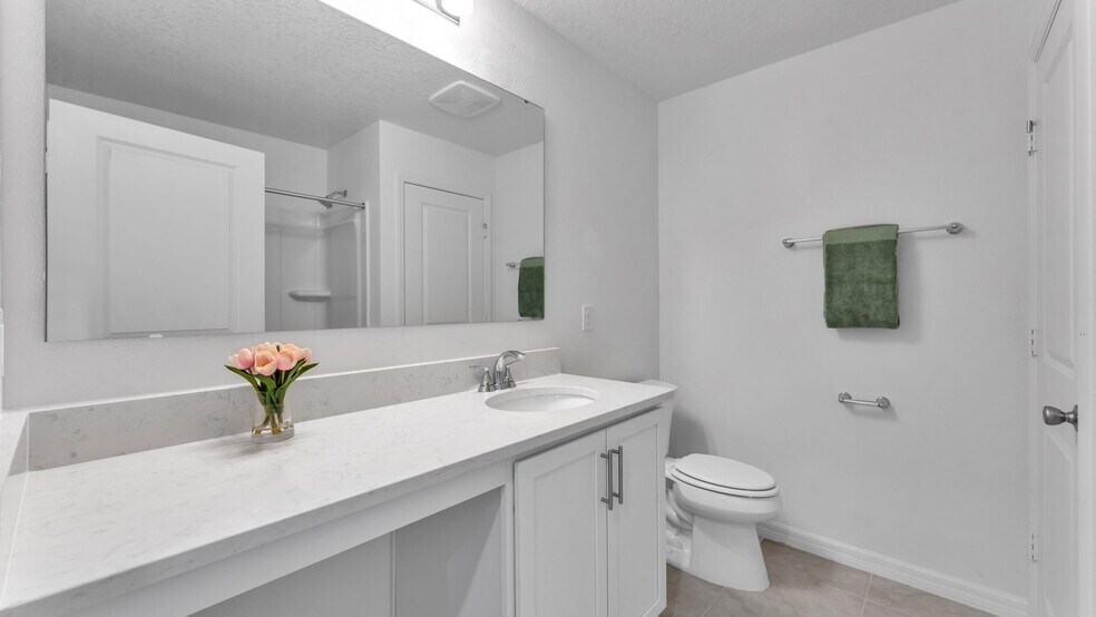 Building Photo - 204 Rivermill Way