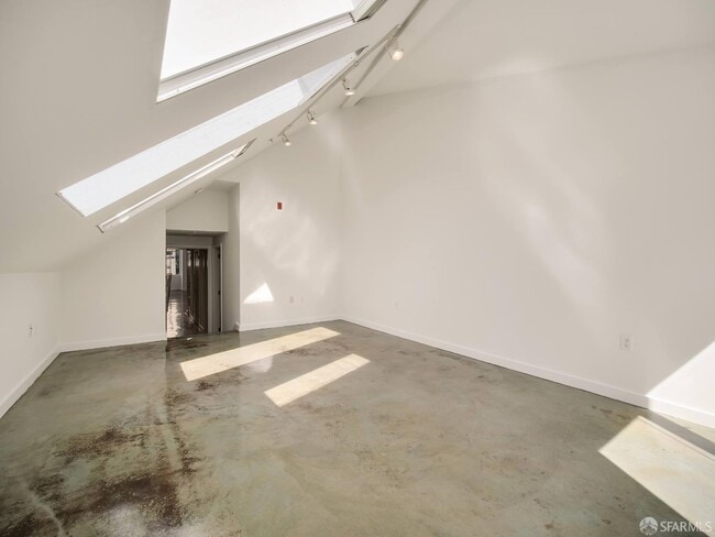 Building Photo - 52 Rausch St