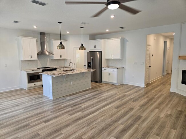Building Photo - 899 Asterfield Ln