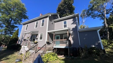 Building Photo - Very nicely remodeled 1 Bedroom Unit close...
