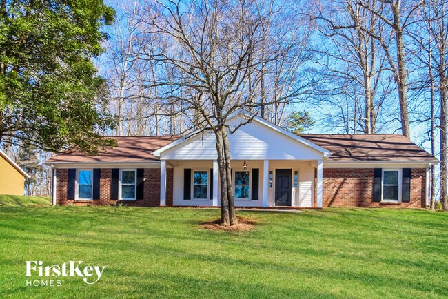 Building Photo - 7853 Beech Forest Rd