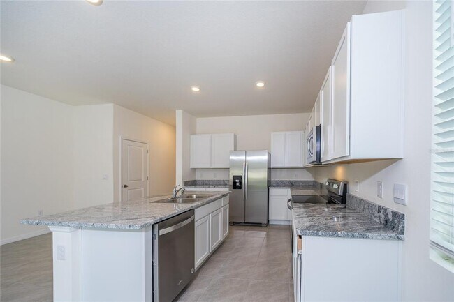 Building Photo - 34275 Sorrel Mint Dr