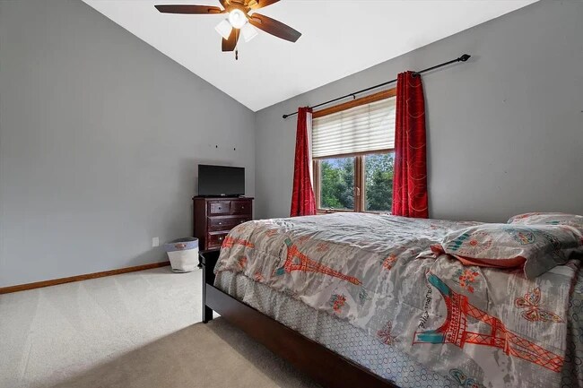 bedroom 2 - 2935 Willard Ln
