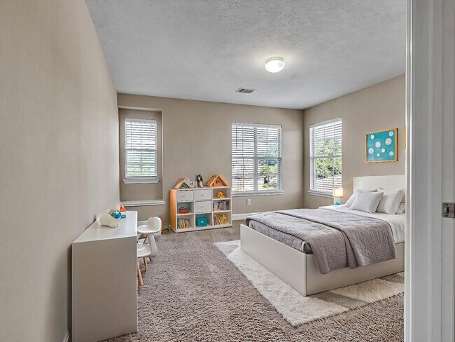 Building Photo - 16327 Morgan Willow Ln