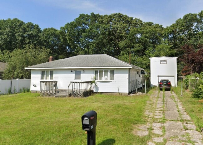 Primary Photo - 206 Concord Rd