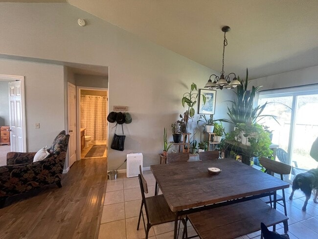 Building Photo - Pet Friendly UNFURNISHED LONG TERM Kalispe...