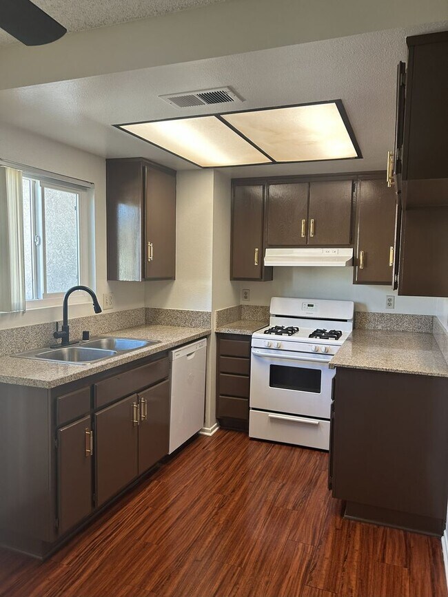 Building Photo - 3153 Triumph Ln