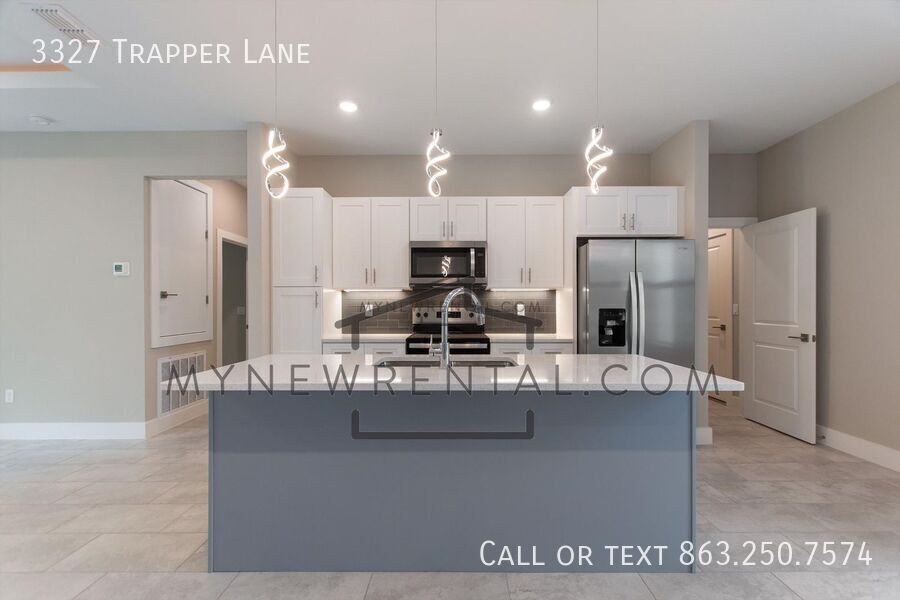 Building Photo - 3327 Trapper Ln