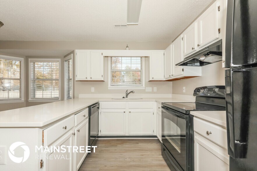 Building Photo - 4802 Von Ct