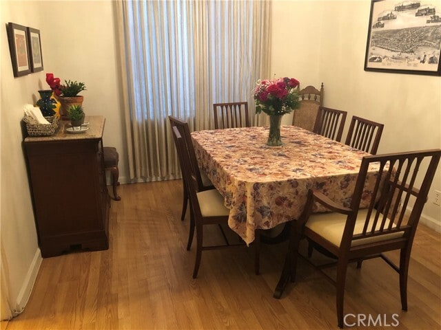 Building Photo - 985 E California Blvd