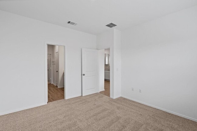 Building Photo - 7229 Spotted Leaf Wy