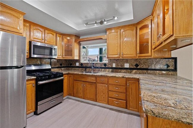 Building Photo - 2714 Flory Dr