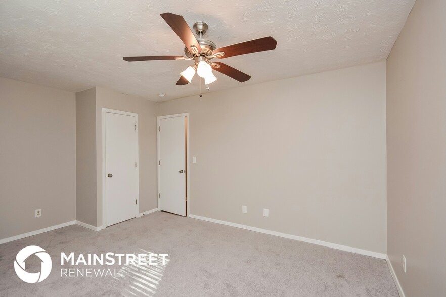 Building Photo - 4599 Garden Hills Dr