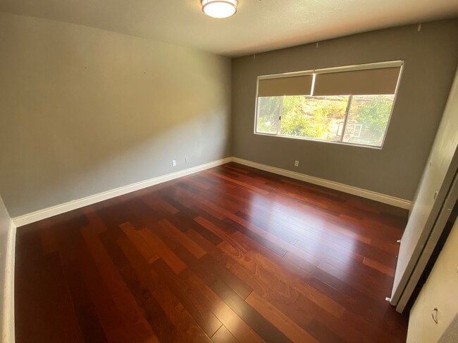 Building Photo - Pasatiempo 4 Bedroom Home