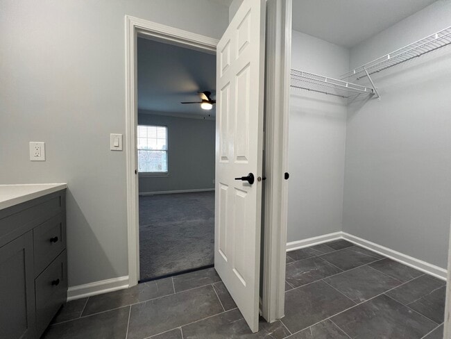 Building Photo - 22306 W Niagara Ct