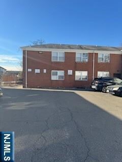 Building Photo - 222 Garibaldi Ave