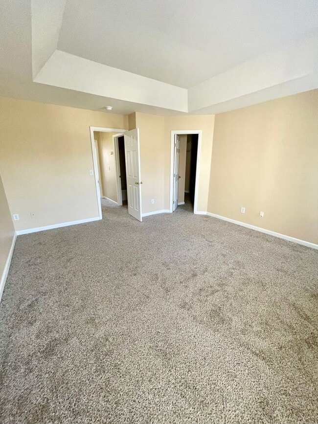 Building Photo - 5308 Jocelyn Ln