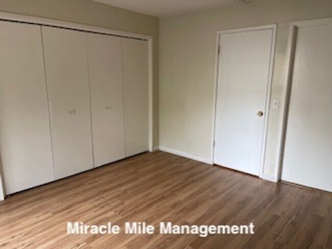 Building Photo - almonte