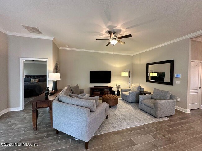 Building Photo - 117 Dovetail Cir