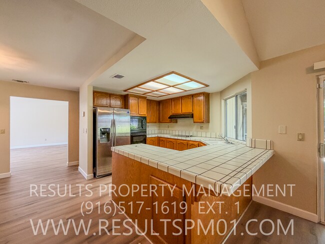 Building Photo - 112 Dyrell Way