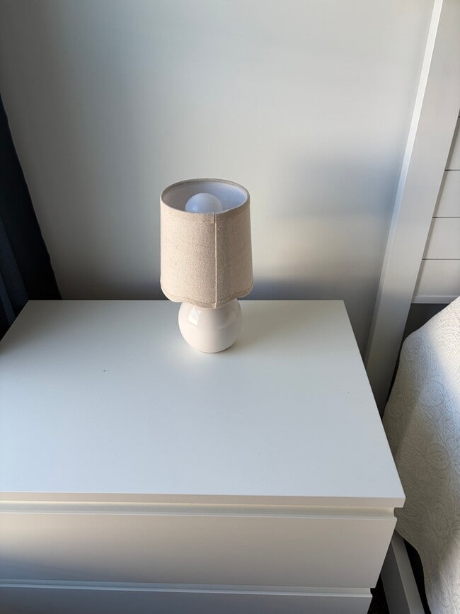 Building Photo - 3856 Bradley Dr