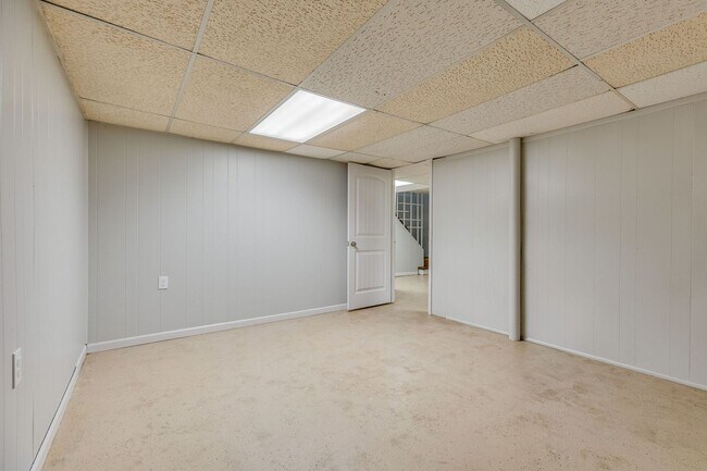 Building Photo - Spacious 3-Bedroom Home with Finished Base...