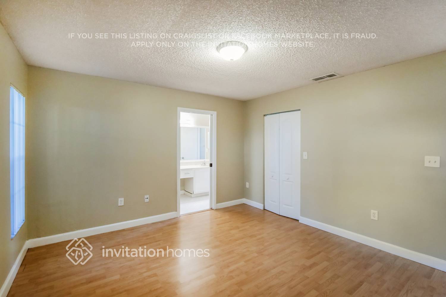 Building Photo - 10111 NW 57th Terrace