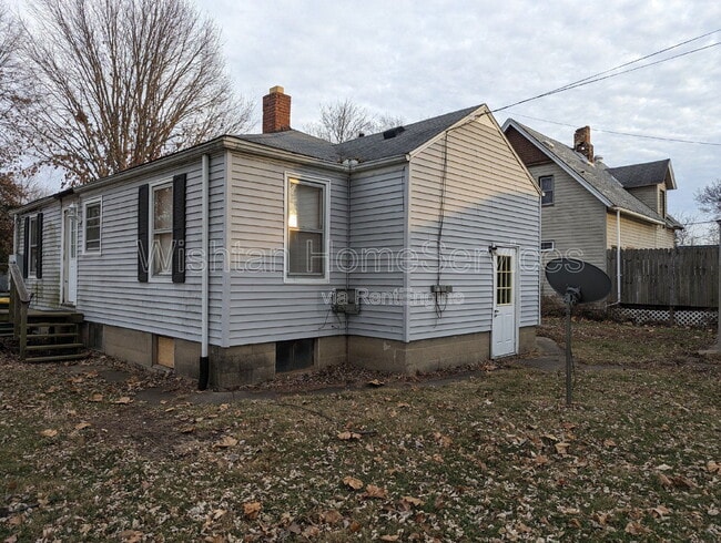 Building Photo - 410 N Monroe St