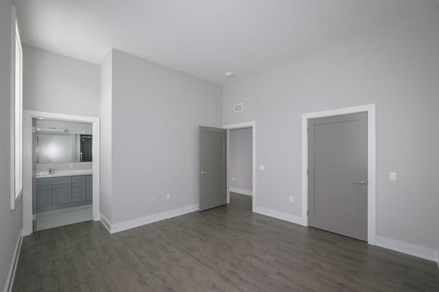 Building Photo - 75 Circle Dr