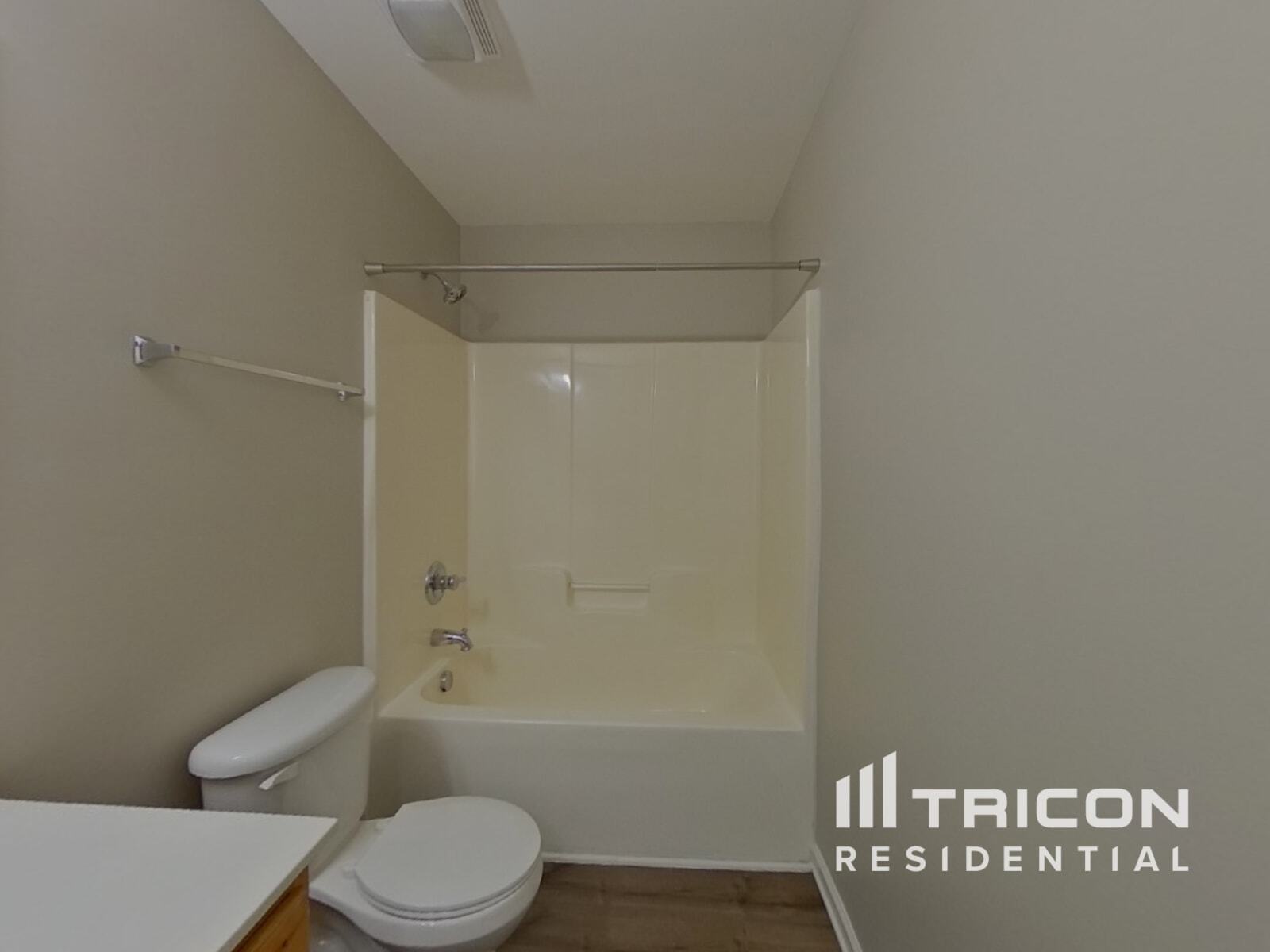 Building Photo - 2496 Ivy Creek Frd