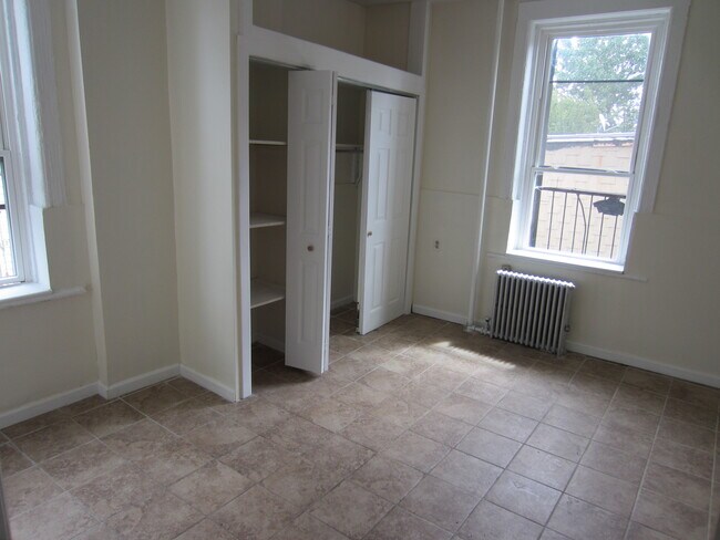 Building Photo - 2606 Central Ave