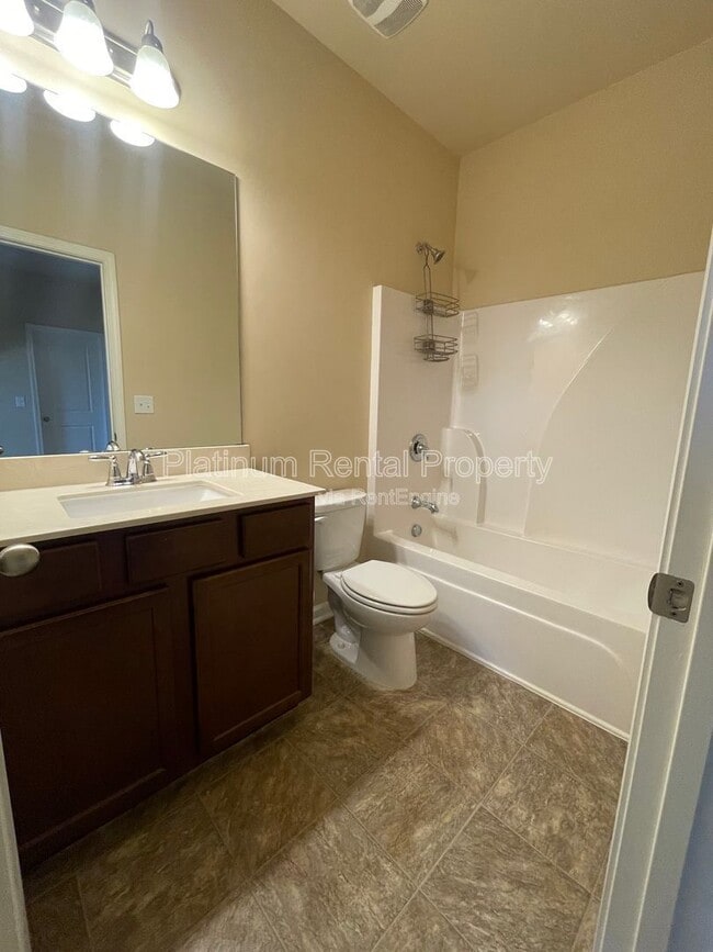 Building Photo - 5755 Rialto Way