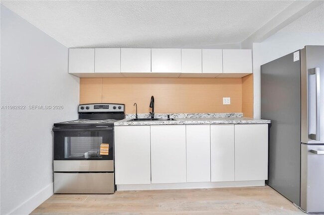 Building Photo - 2428 NW 28th St