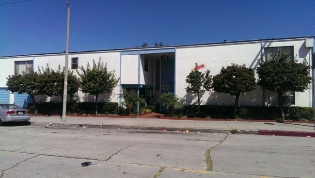 Building Photo - 909 N. Wilmington Blvd.