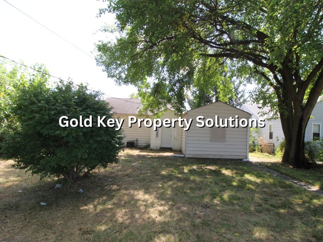 Building Photo - Cute 2 BR 1 BA Meadowbrook House with Cent...