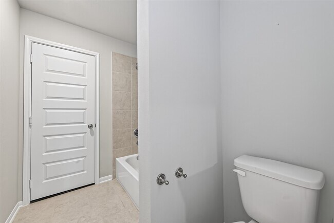 Building Photo - 32931 Franklin Brooks Dr