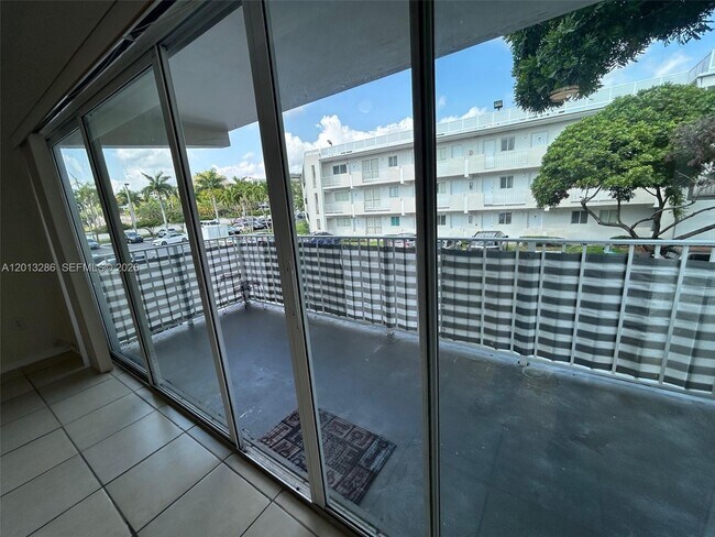Building Photo - 7701 SW 88th St